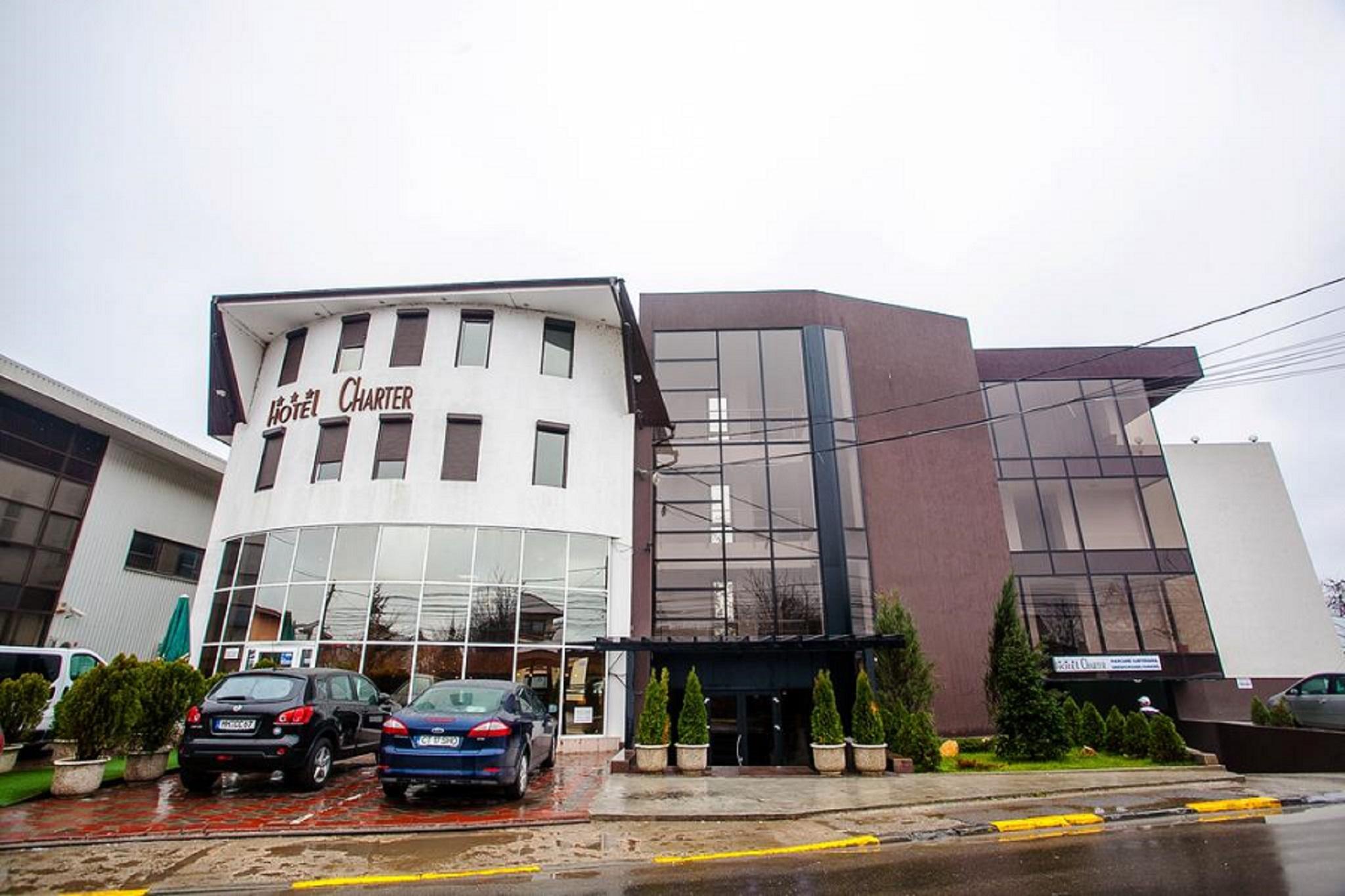 Hotel Charter Otopeni Bagian luar foto