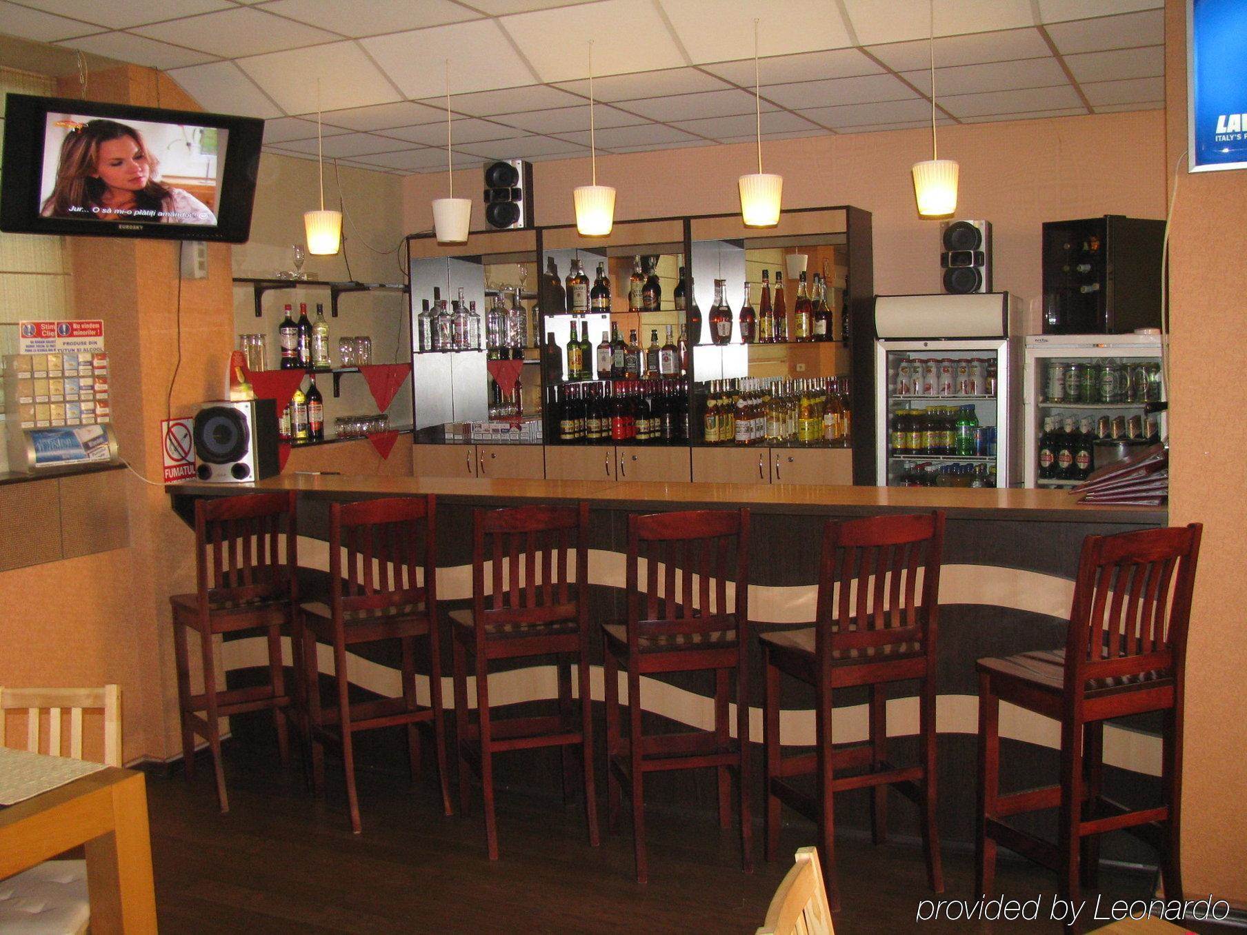 Hotel Charter Otopeni Restoran foto